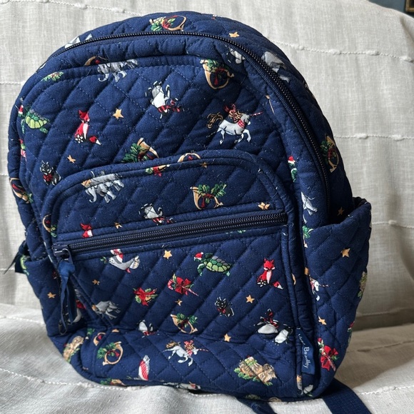 Vera Bradley Christmas Snow Globe Motif Small Backpack w/Holiday Characters NWOT - Picture 2 of 16